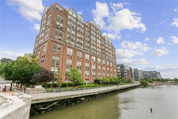 Exterior, Facade, Lake, Condo Building