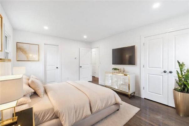 Bedroom, Interior, Recessed Lighting, Wood Texture Flooring