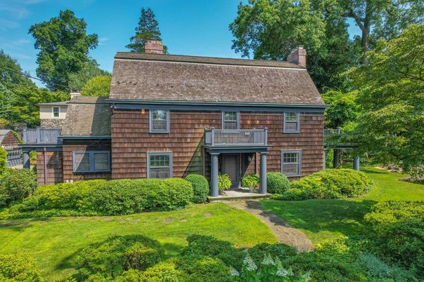 Backyard, Exterior, Facade, Georgian