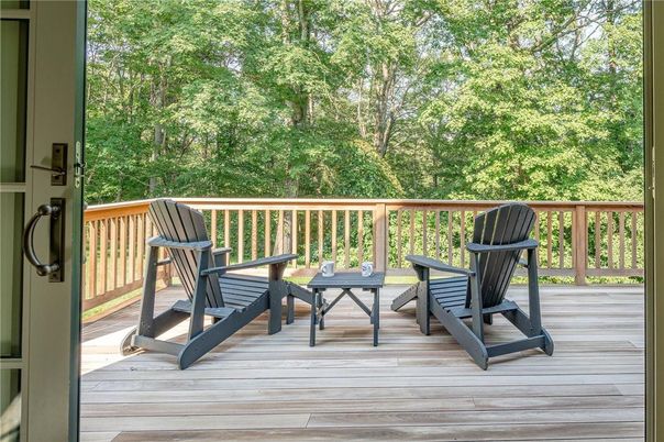 Exterior, Wood Texture Flooring