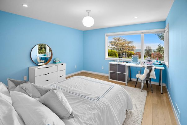 Bedroom, Home Office, Interior, Recessed Lighting, Wood Texture Flooring