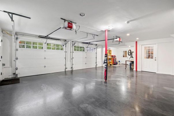 Garage, Interior, Recessed Lighting