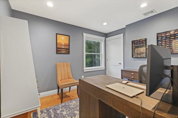 Home Office, Interior, Recessed Lighting, Wood Texture Flooring