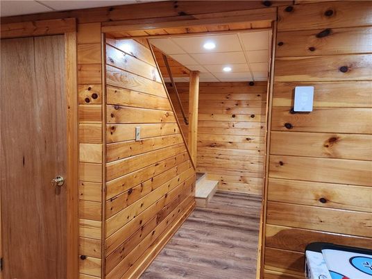 Interior, Recessed Lighting, Wood Texture Flooring, Wooden Walls