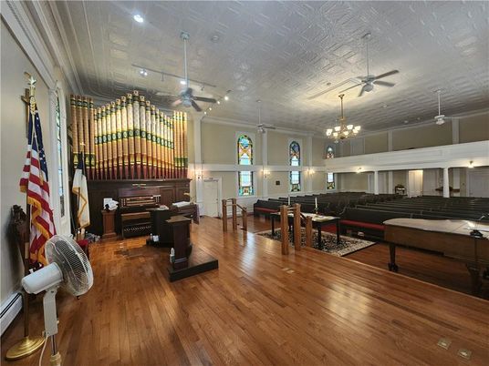 Chandelier, Interior, Living room, Pendant Lights, Piano, Recessed Lighting, Wood Texture Flooring