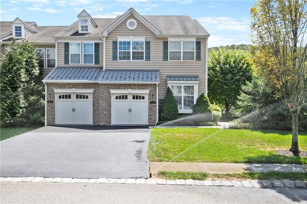 Attached, Exterior, Facade, Farmhouse