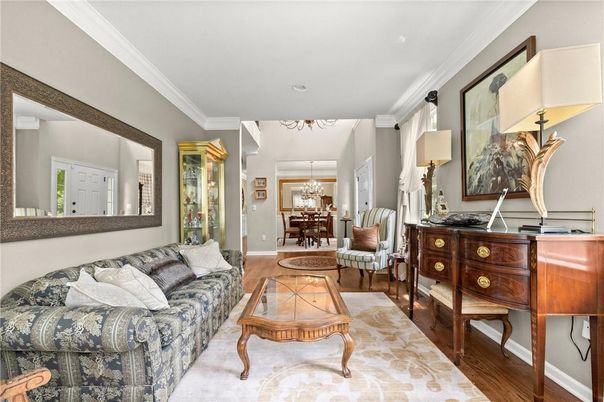 Chandelier, Dining room, Interior, Living room, Recessed Lighting, Wood Texture Flooring