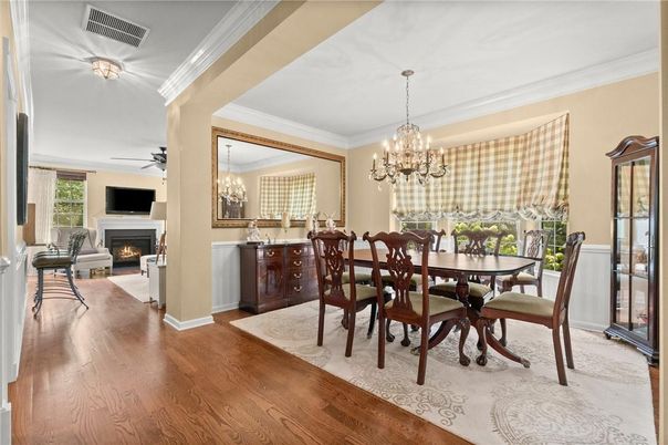 Chandelier, Dining room, Fireplace, Interior, Wood Texture Flooring