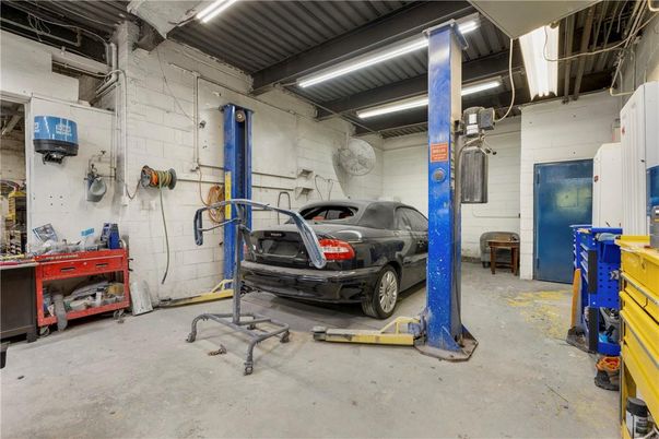 Garage, Interior, Stone Walls