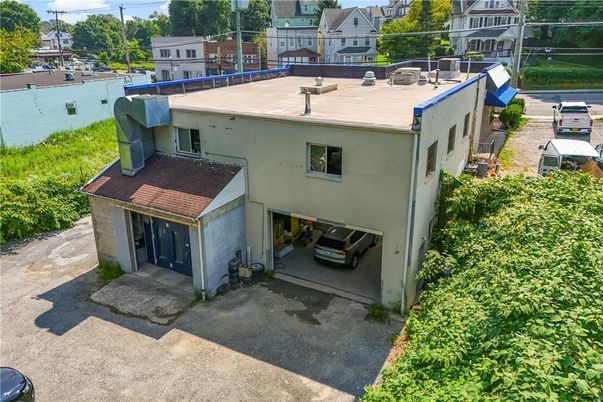 Exterior, Drone