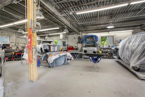 Garage, Interior, Stone Walls
