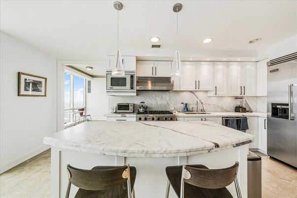 Interior, Kitchen, Pendant Lights, Recessed Lighting, Stainless Steel Appliances