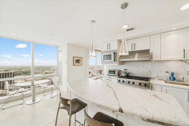 Dining room, Interior, Kitchen, Pendant Lights, Recessed Lighting, Stainless Steel Appliances