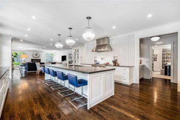 Dining room, Interior, Kitchen, Living room, Pendant Lights, Recessed Lighting, Stainless Steel Appliances, Wood Texture Flooring