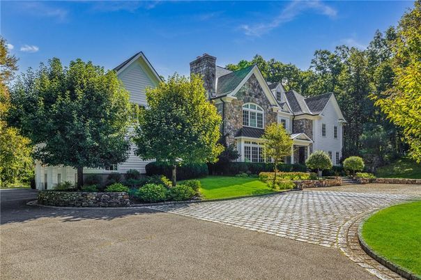 Backyard, Exterior, Facade, Queen Anne Victorian
