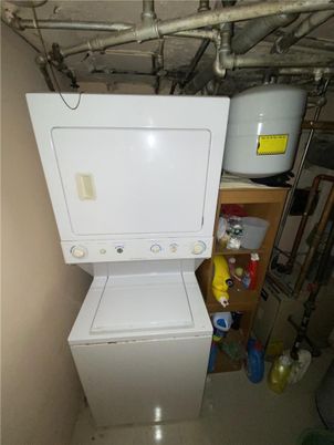 Interior, Utility Closets, Washer