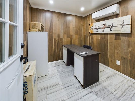 Interior, Marble, Recessed Lighting, Wooden Walls