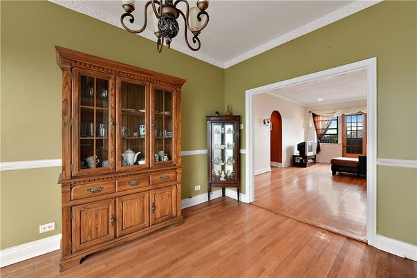 Chandelier, Interior, Recessed Lighting, Wood Texture Flooring