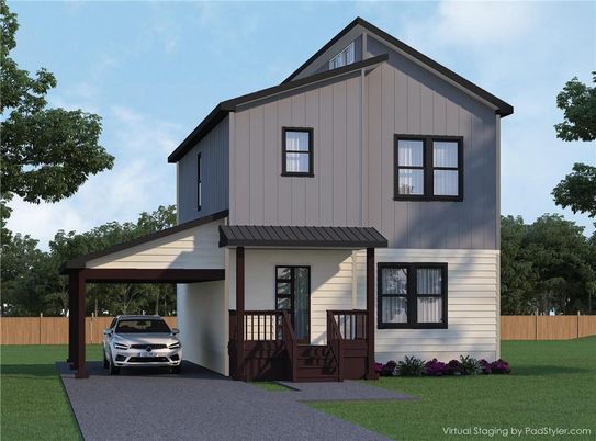 Attached, Exterior, Facade, Farmhouse