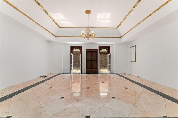 Chandelier, Empty room, Interior