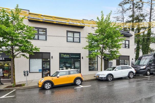 Exterior, Facade, Rowhouse