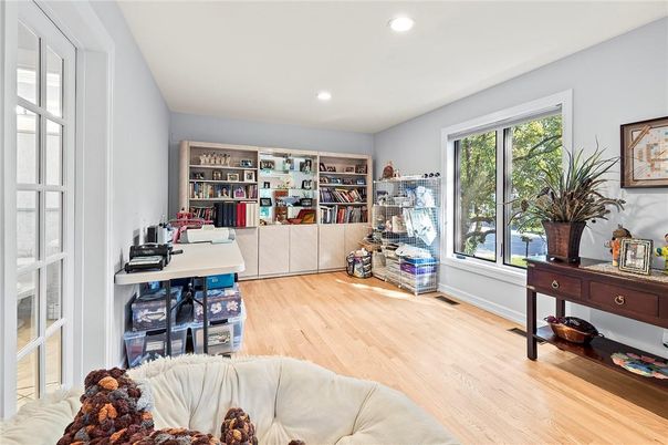 Home Office, Interior, Recessed Lighting, Wood Texture Flooring