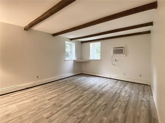 Empty room, Interior, Wooden Beams, Wood Texture Flooring