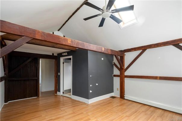 Empty room, Interior, Wooden Beams, Wood Texture Flooring