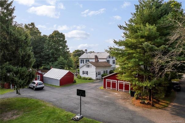 Backyard, Detached Garage, Exterior