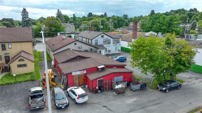 Exterior, Drone