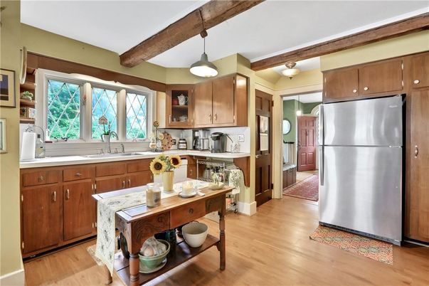 Interior, Kitchen, Pendant Lights, Wooden Beams, Wood Texture Flooring