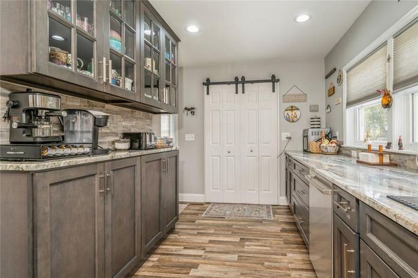 Interior, Kitchen, Recessed Lighting, Wood Texture Flooring