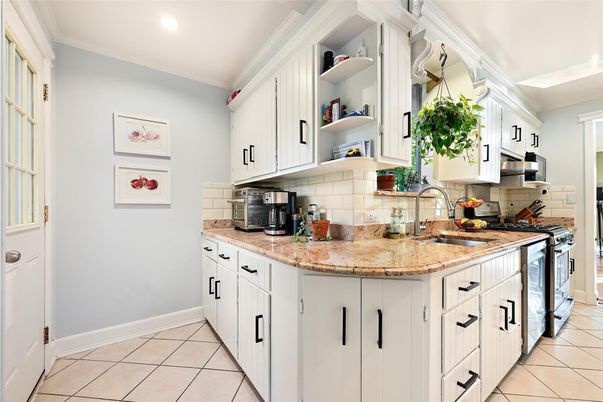 Interior, Kitchen, Recessed Lighting