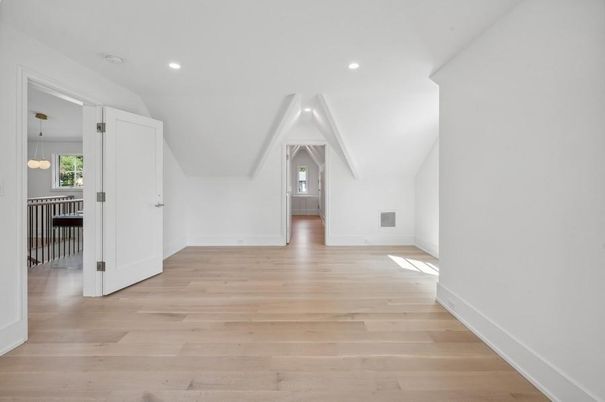 Empty room, Interior, Pendant Lights, Recessed Lighting, Wood Texture Flooring