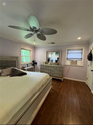 Bedroom, Fitness Equipment, Interior, Recessed Lighting, Wood Texture Flooring