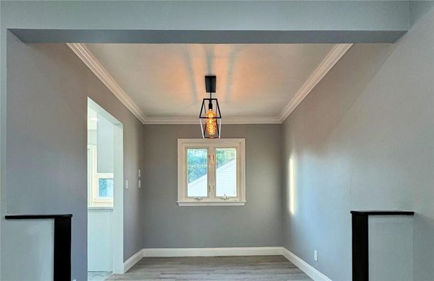 Empty room, Interior, Pendant Lights, Wood Texture Flooring