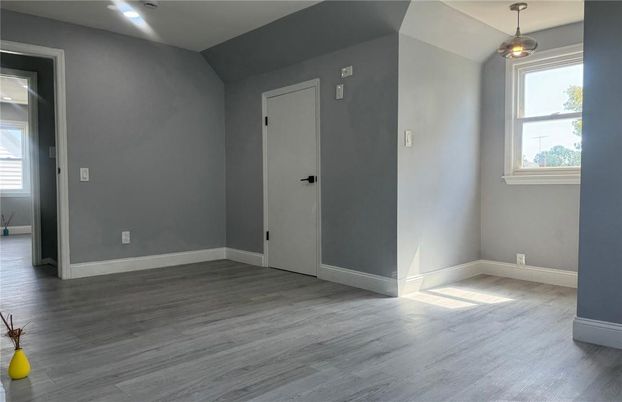 Empty room, Interior, Pendant Lights, Recessed Lighting, Wood Texture Flooring
