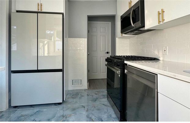 Interior, Kitchen, Stainless Steel Appliances, Wood Texture Flooring