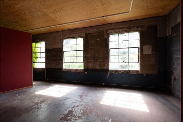 Empty room, Interior, Wooden Ceilings, Wooden Walls