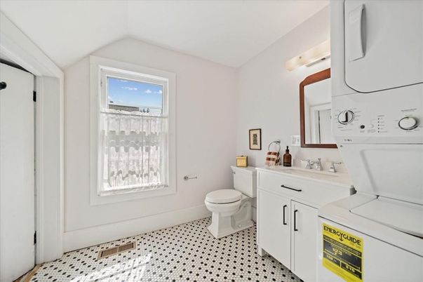 Bathroom, Interior, Utility Closets, Washer