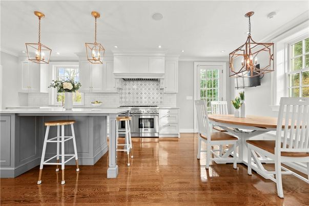 Dining room, Interior, Kitchen, Pendant Lights, Recessed Lighting, Stainless Steel Appliances, Wood Texture Flooring