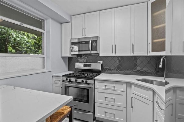 Interior, Kitchen, Stainless Steel Appliances