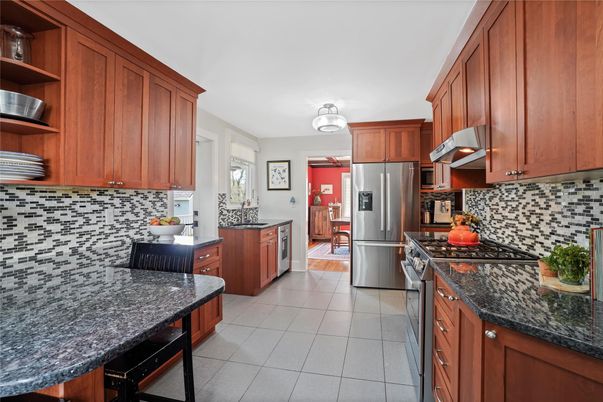 Interior, Kitchen, Stainless Steel Appliances