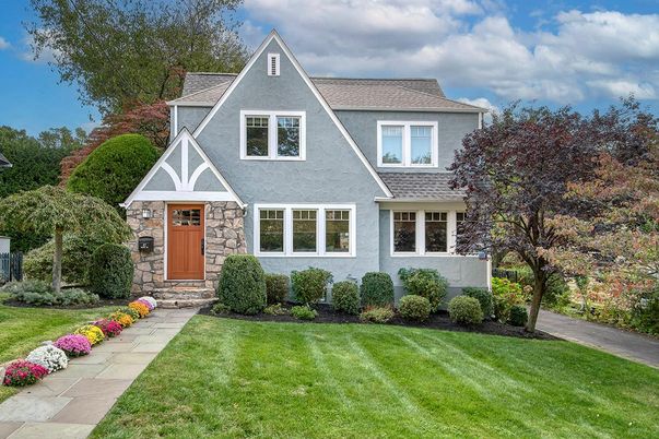 Exterior, Facade, Tudor Revival