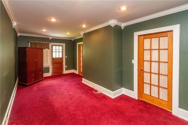 Empty room, Interior, Recessed Lighting