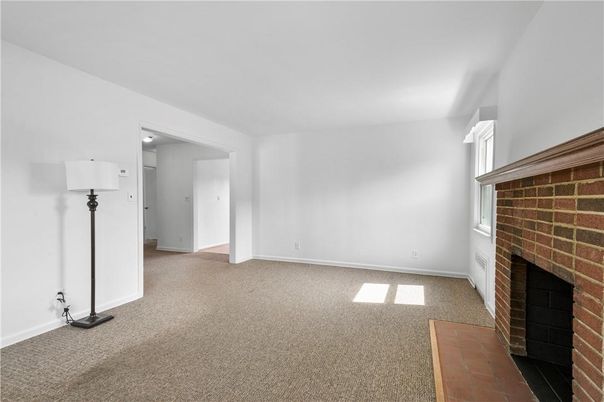 Empty room, Fireplace, Interior