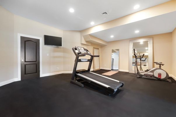 Fitness Equipment, Interior, Recessed Lighting