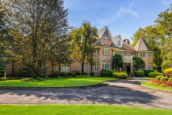 Exterior, Facade, Brick Facade, French Provincial