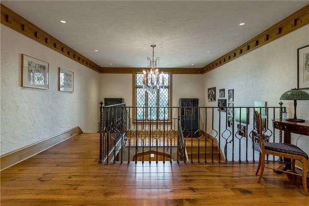 Chandelier, Interior, Recessed Lighting, Wood Texture Flooring