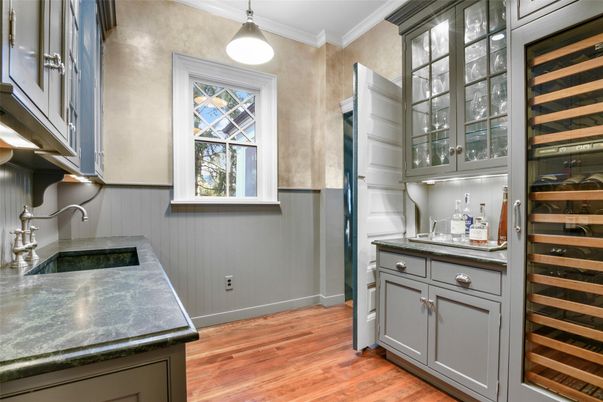 Interior, Kitchen, Pendant Lights, Wood Texture Flooring